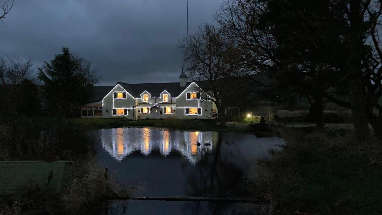 Llwyn Onn Guest House, North Wales Pentrefoelas Exteriér fotografie